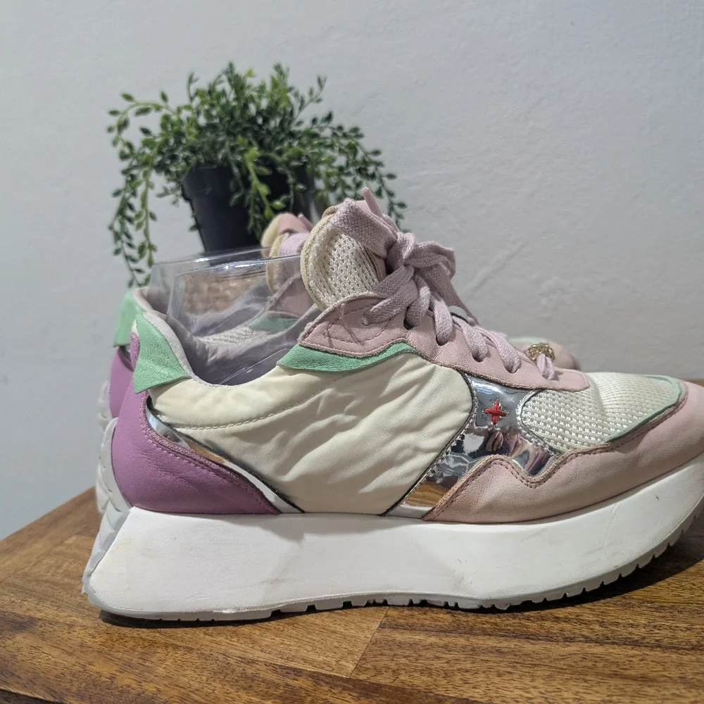 michele milano  lopriore  chunky‎ Women's Sneakers in Pink and White